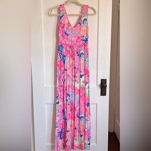 Lilly Pulitzer maxi in size small.